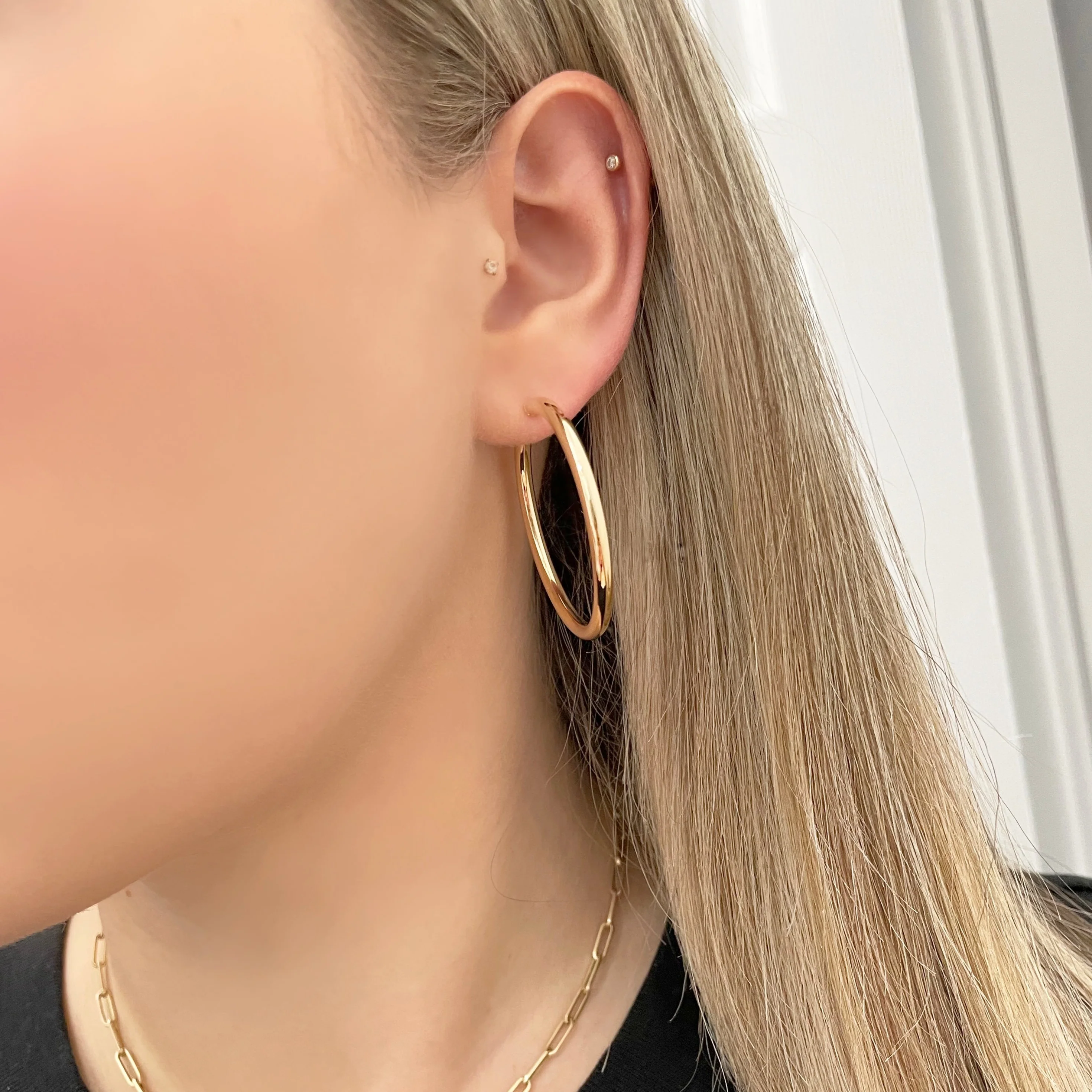 14K GOLD 3MM 1.5" HOOPS - Image 2