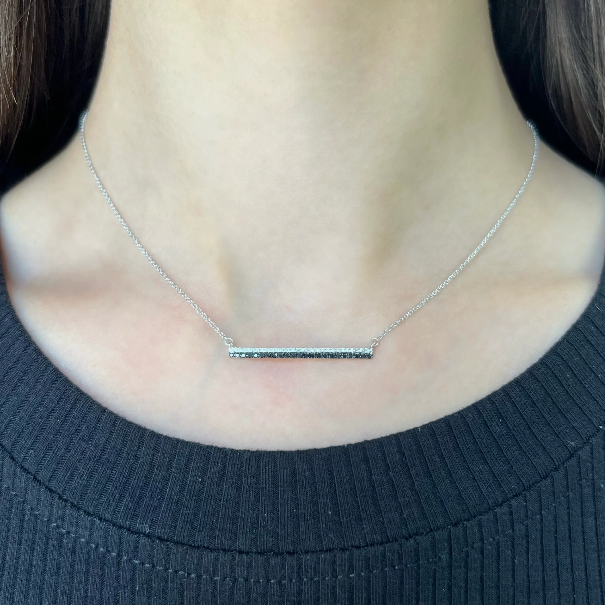 14K GOLD BLACK AND WHITE DIAMOND BAR NECKLACE - Image 4