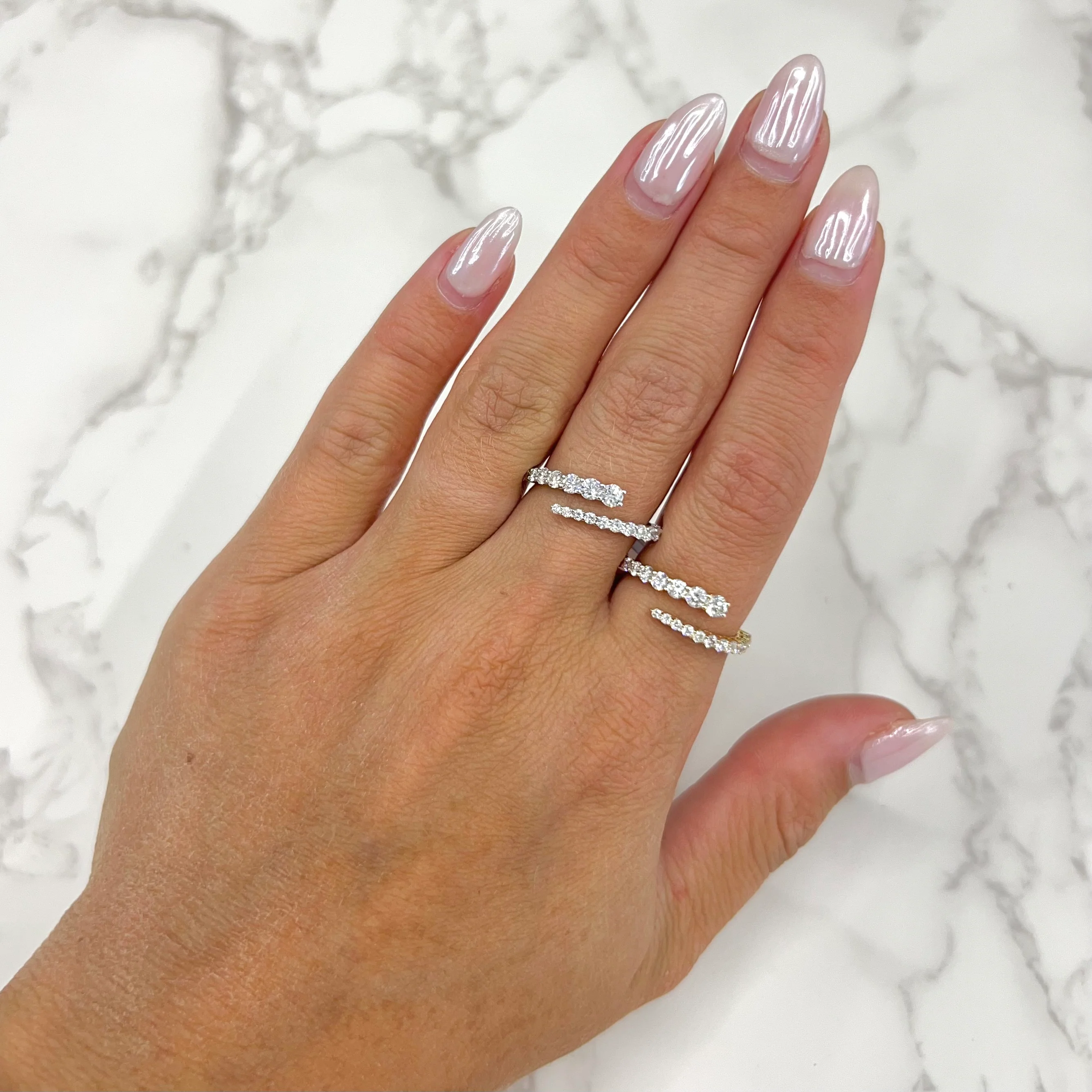 14K GOLD DIAMOND ADLEY RING - Image 2