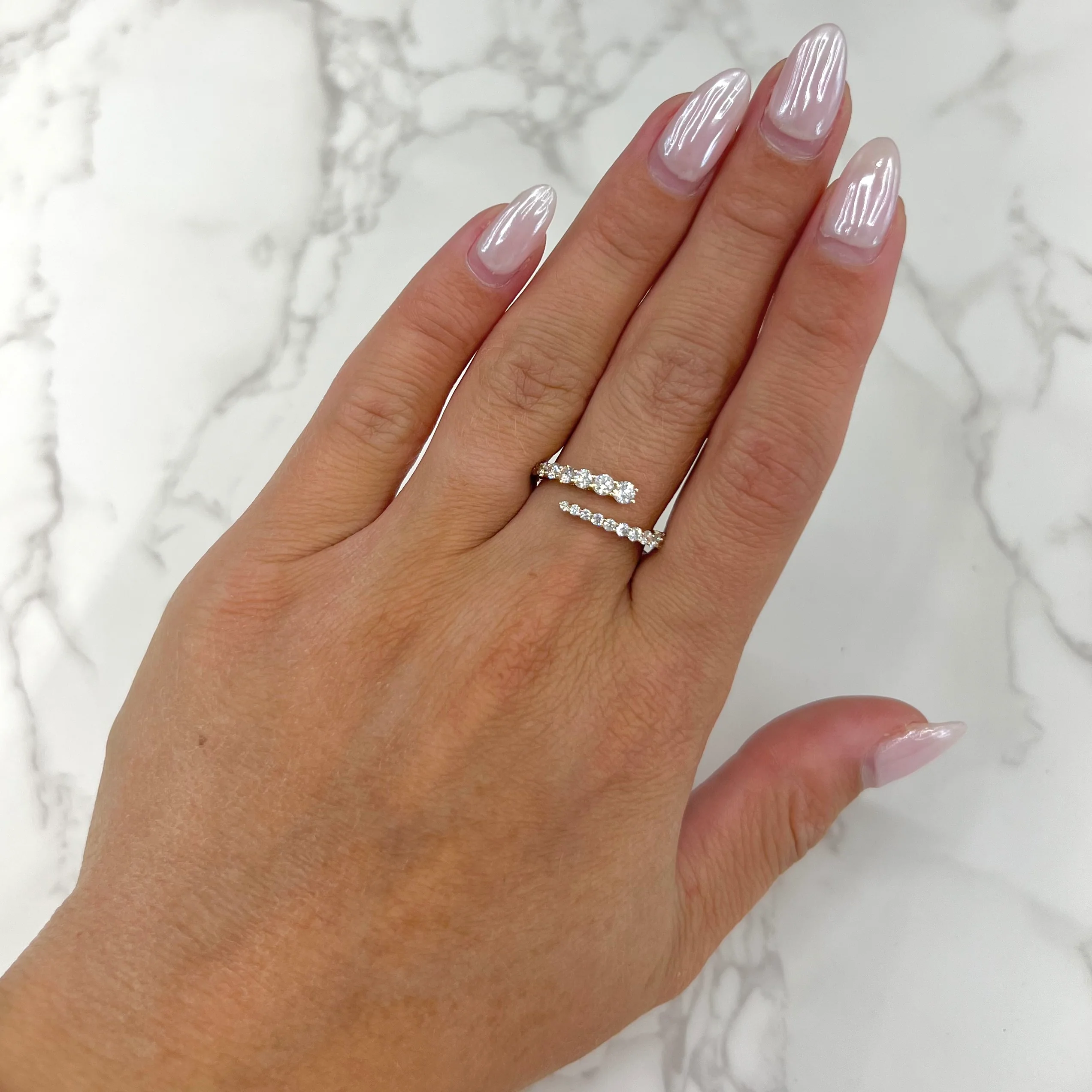 14K GOLD DIAMOND ADLEY RING - Image 4