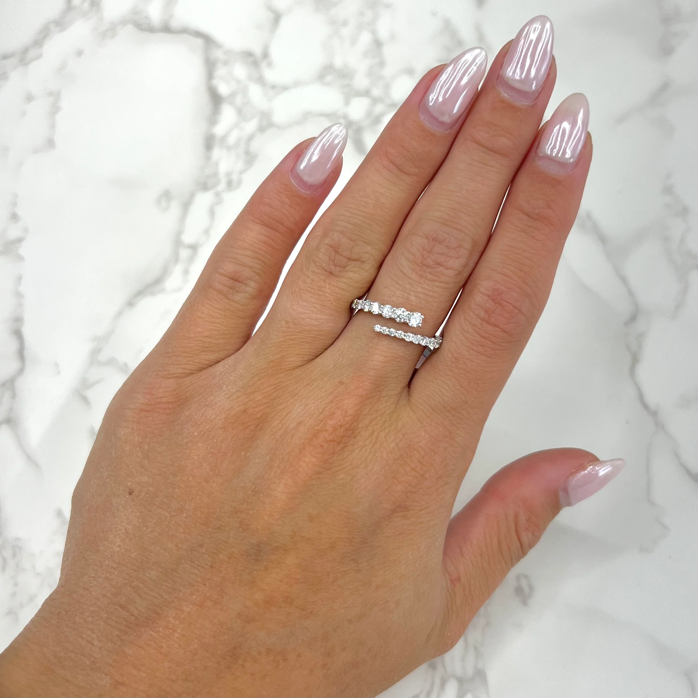 14K GOLD DIAMOND ADLEY RING - Image 5