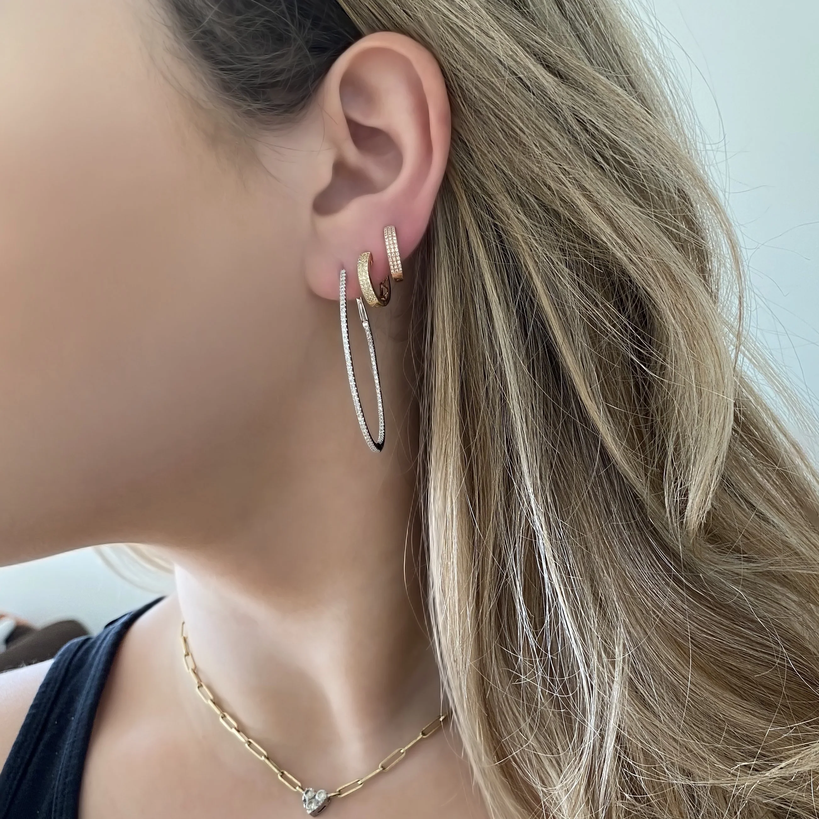 14K GOLD DIAMOND MEDIUM MICHELLE HOOPS - Image 2