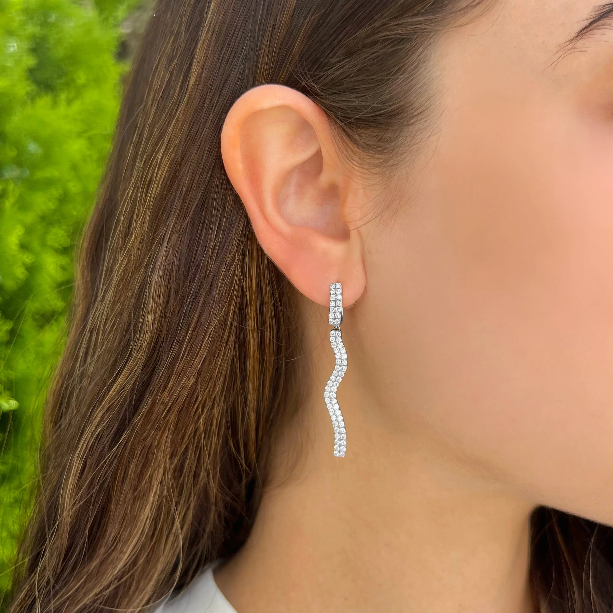 14K GOLD DIAMOND ARIA EARRINGS - Image 2
