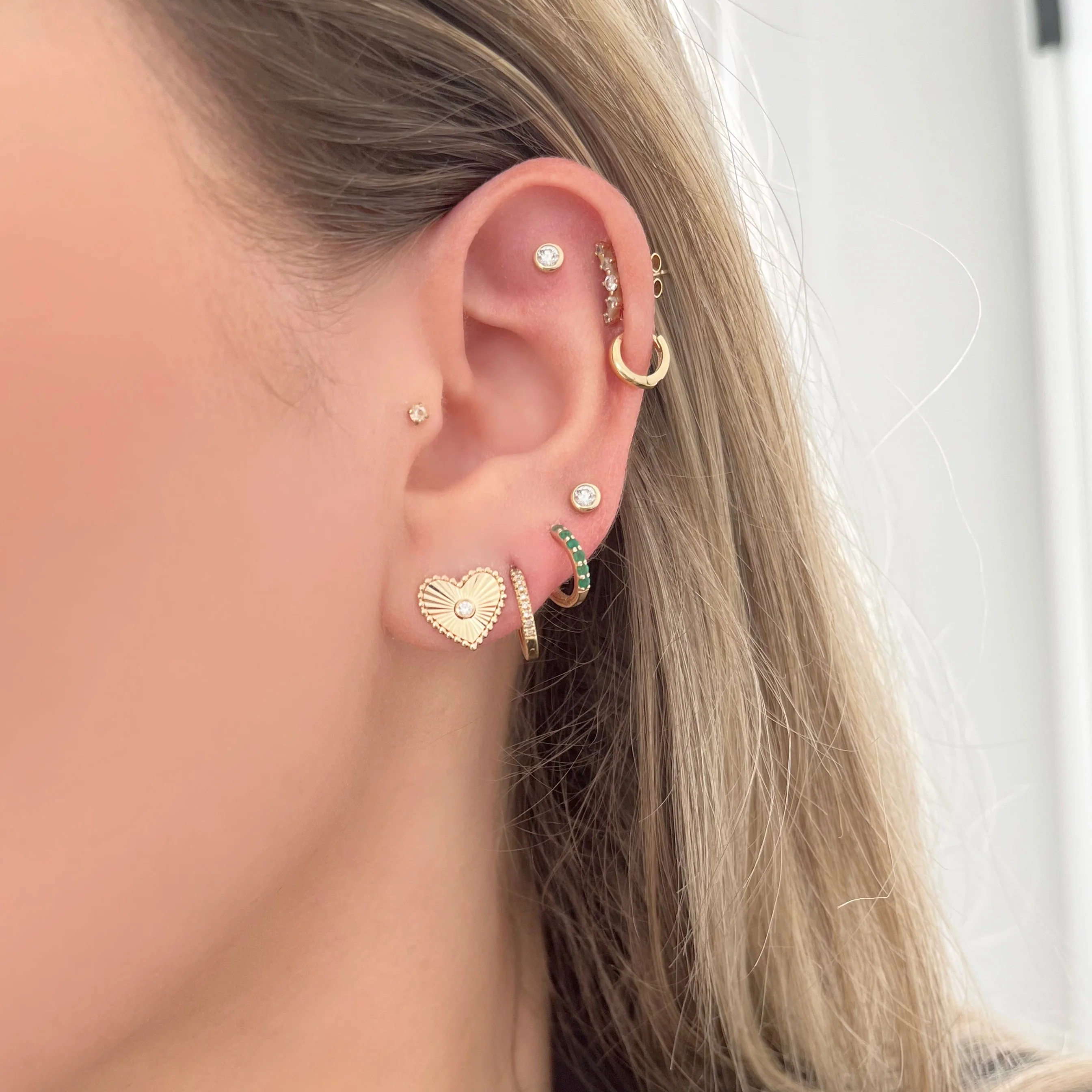 14K GOLD DIAMOND ATARA HEART STUDS - Image 3