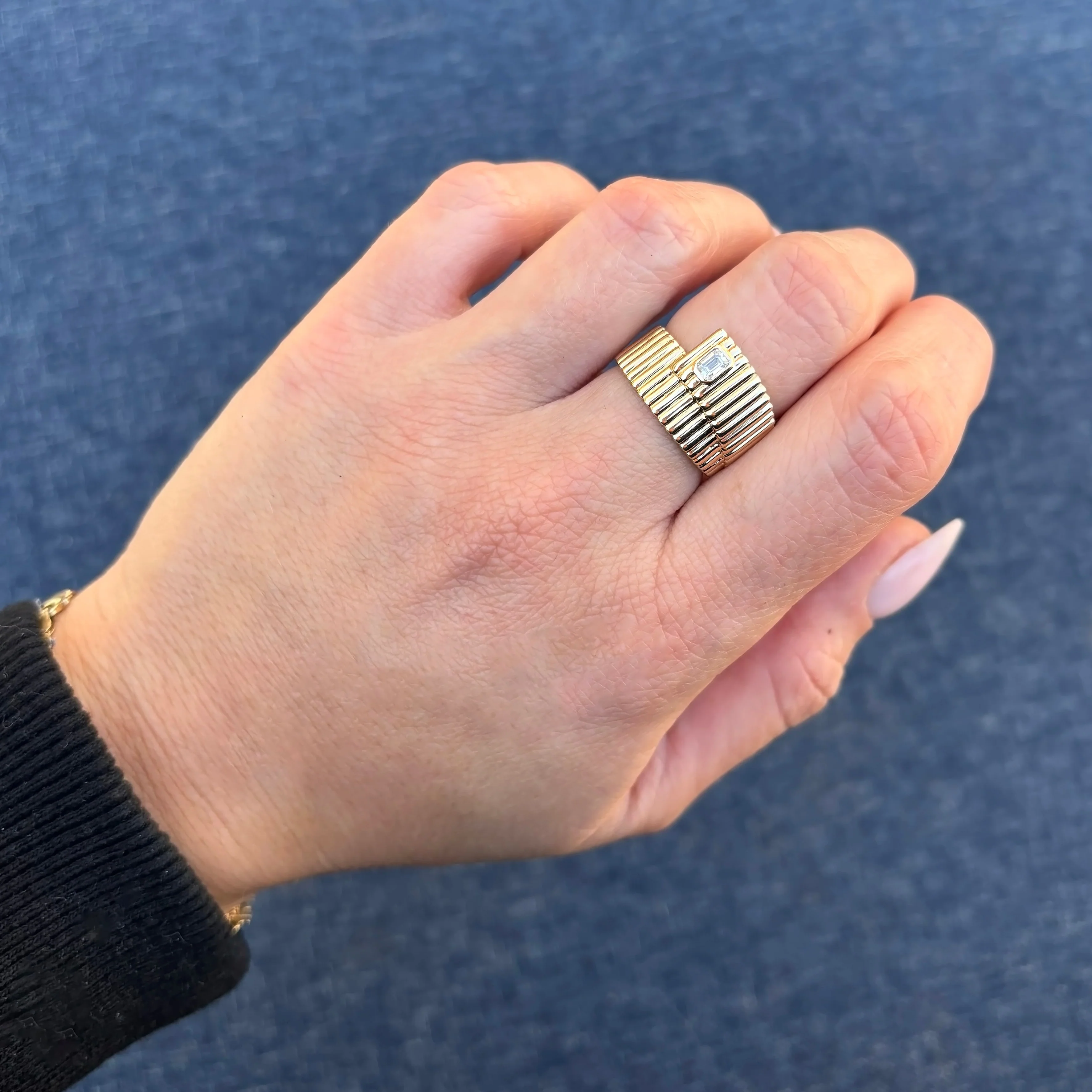 14K GOLD DIAMOND AYA RING - Image 2
