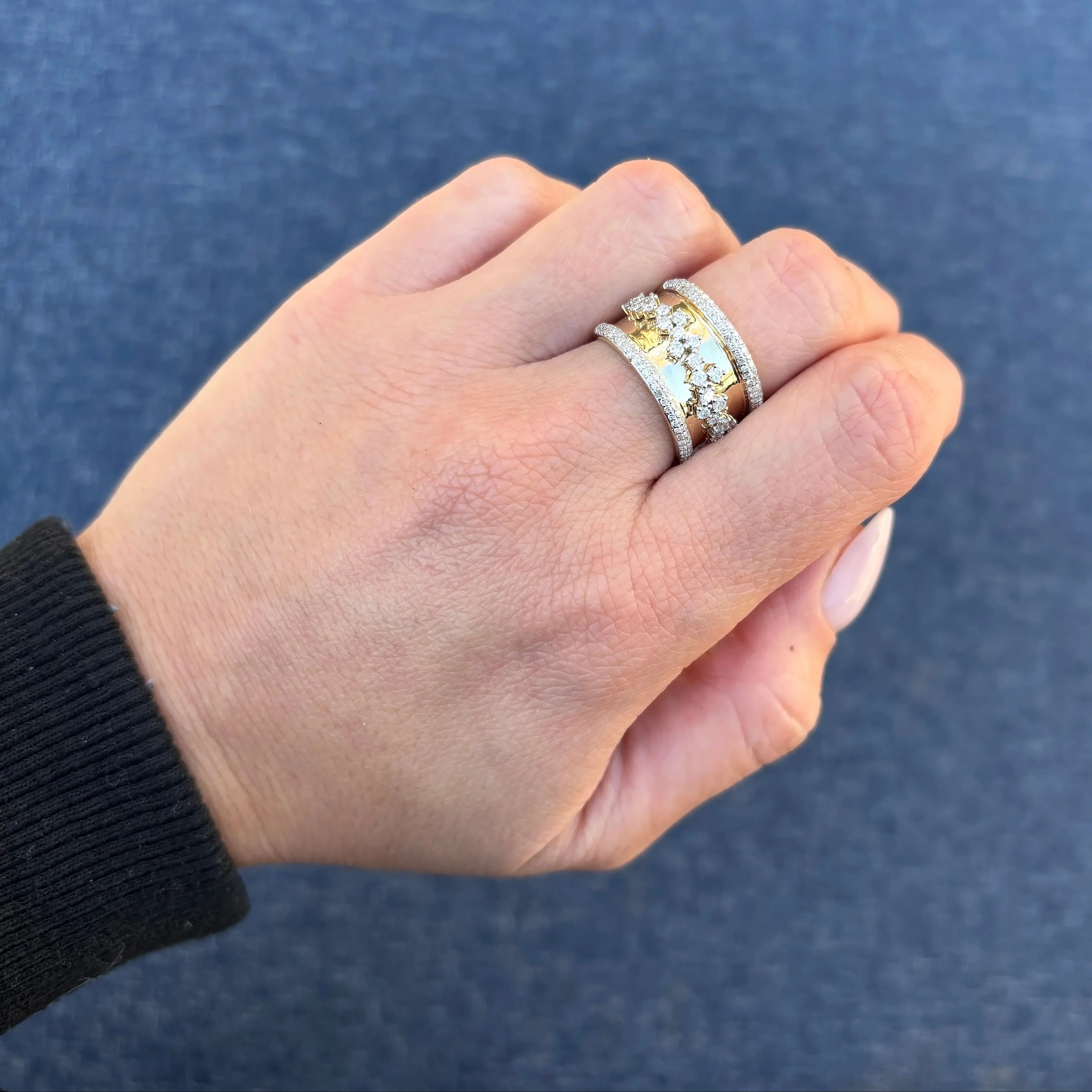 14K GOLD DIAMOND CLEO RING - Image 4
