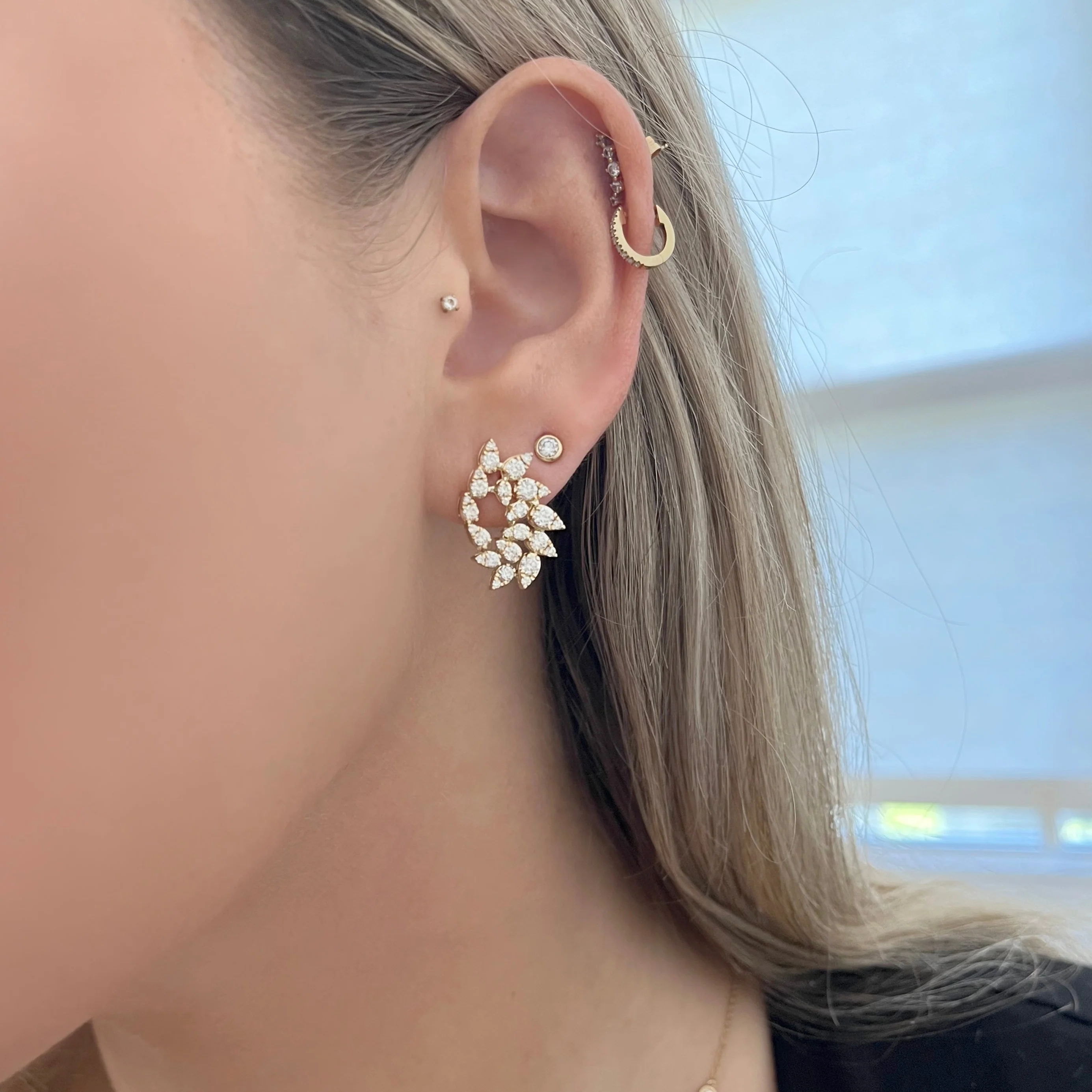 14K GOLD DIAMOND CORY EARRINGS - Image 2