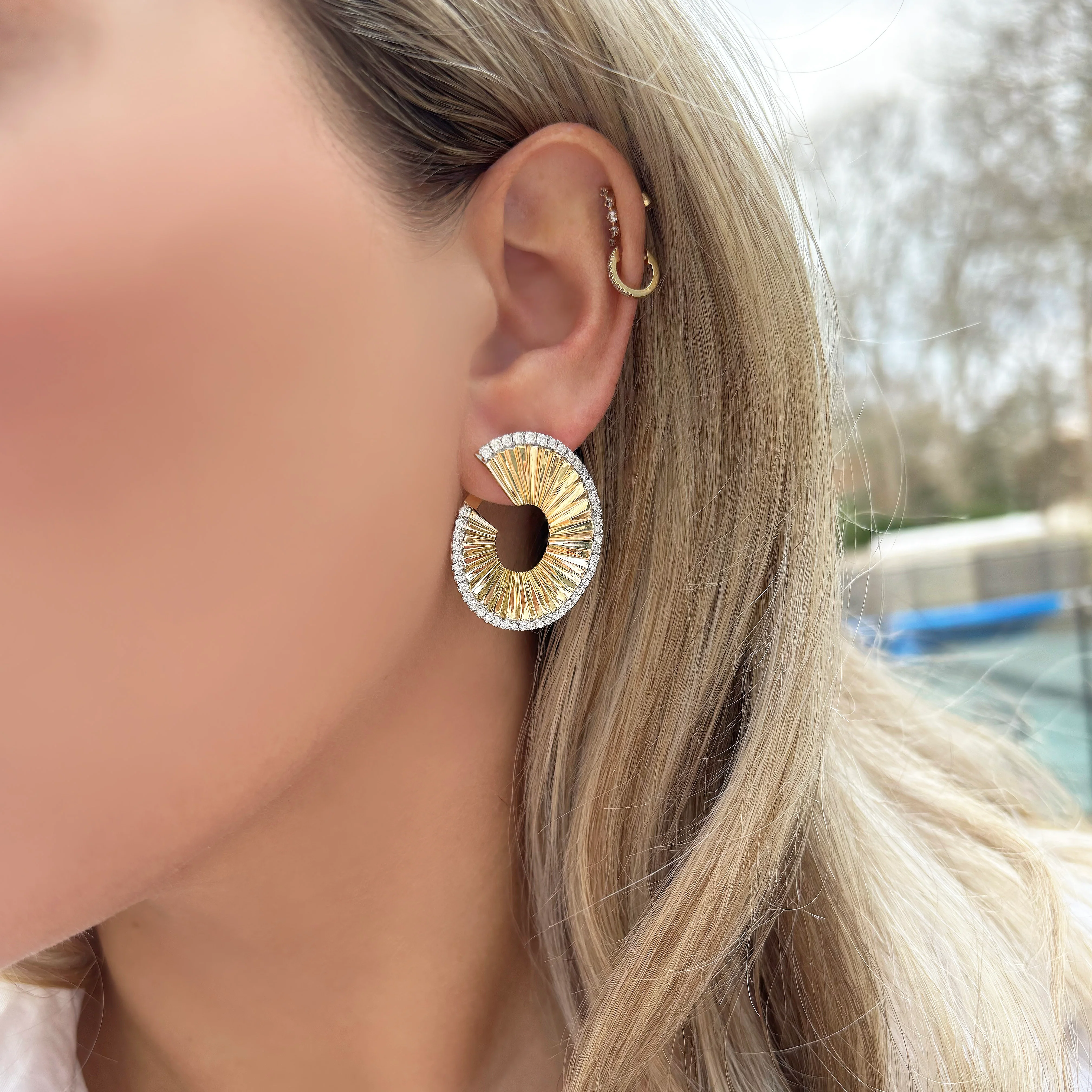 14K GOLD DIAMOND DEANNA EARRINGS - Image 2