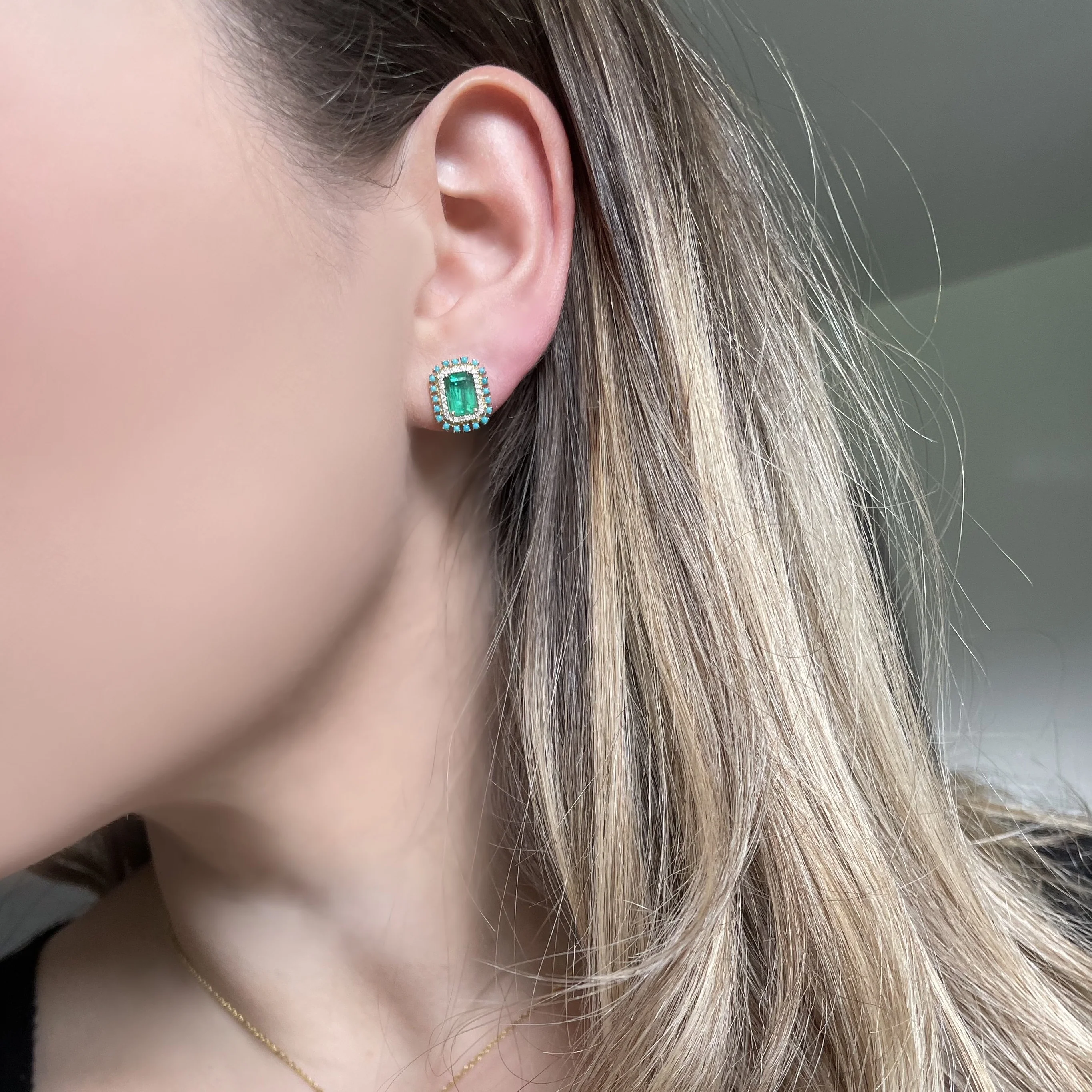14K GOLD DIAMOND EMERALD AND TURQUOISE JULIE STUDS - Image 3