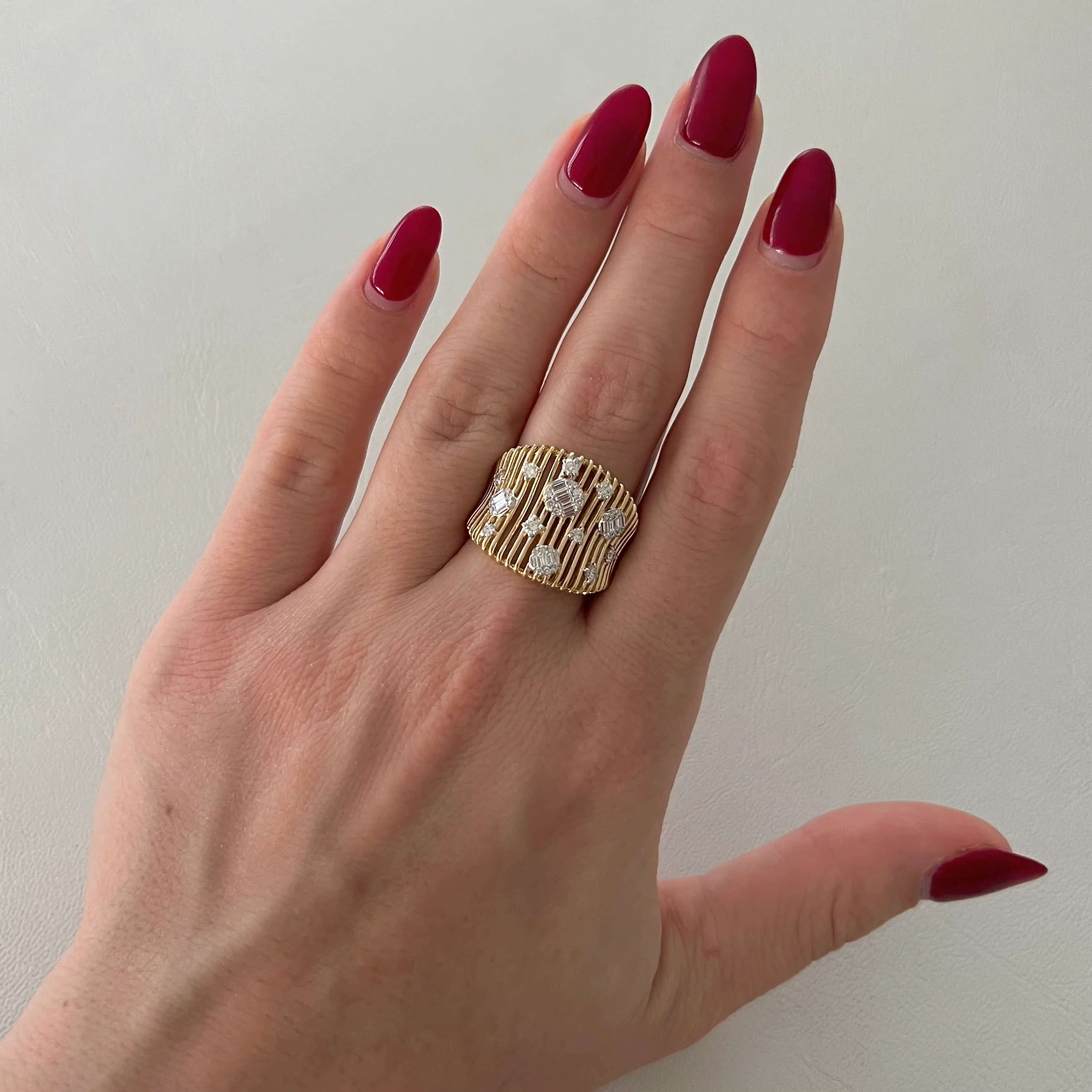 14K GOLD DIAMOND EVIE RING