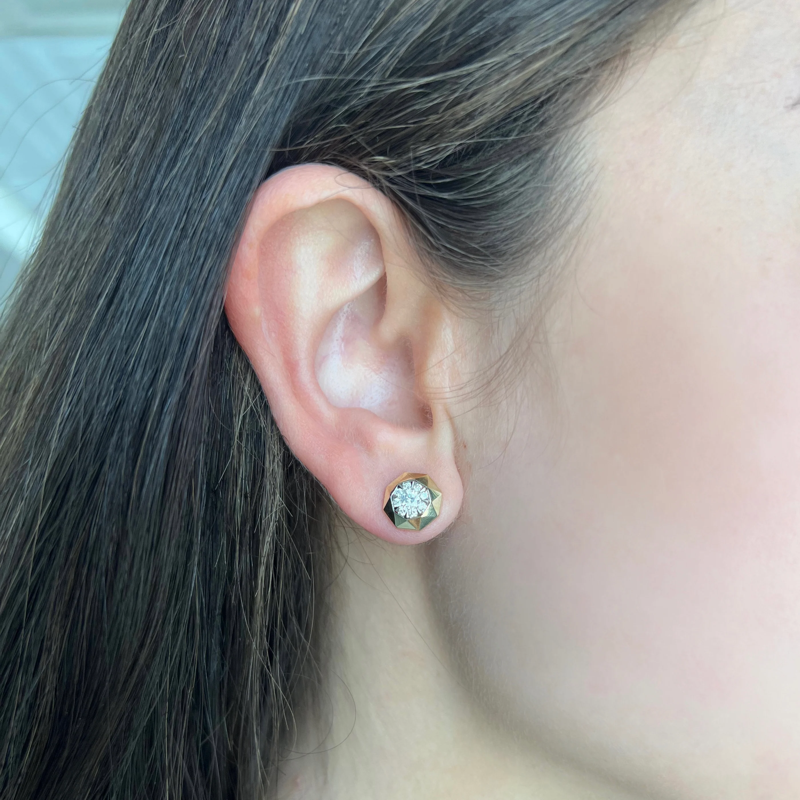 14K GOLD DIAMOND GAIL STUDS - Image 3