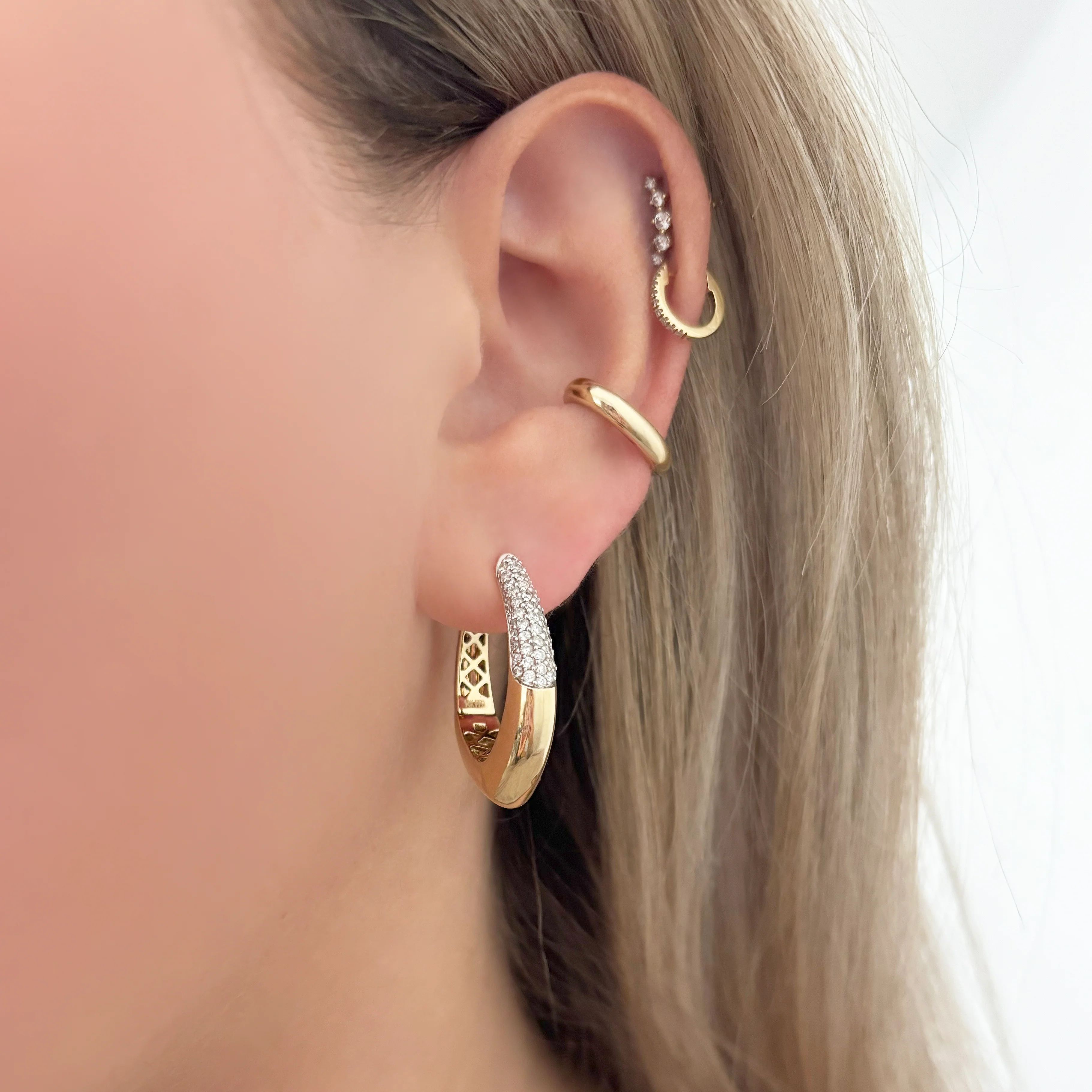 14K GOLD DIAMOND JAYDA HOOPS - Image 3