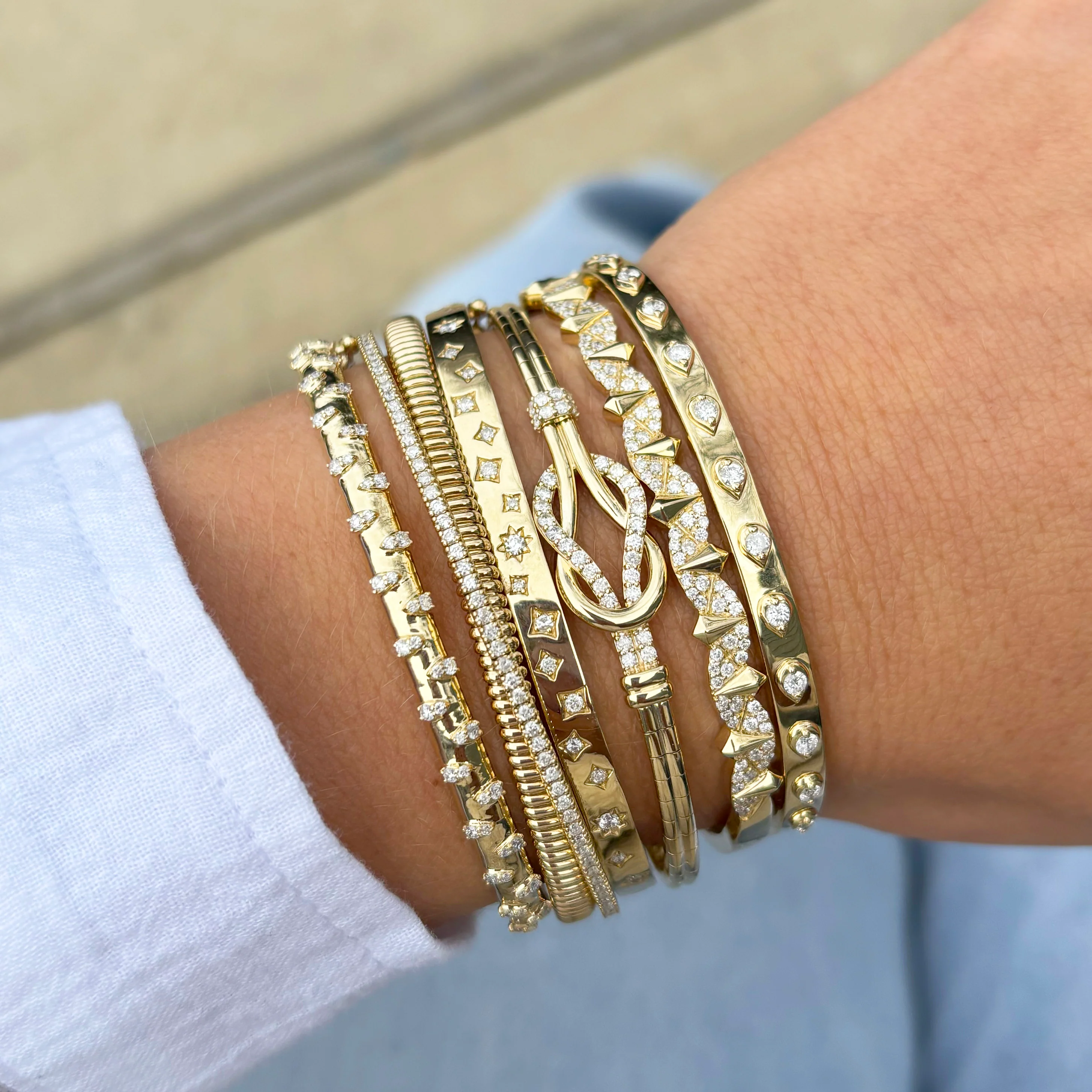 14K GOLD DIAMOND KIKI BANGLE - Image 4