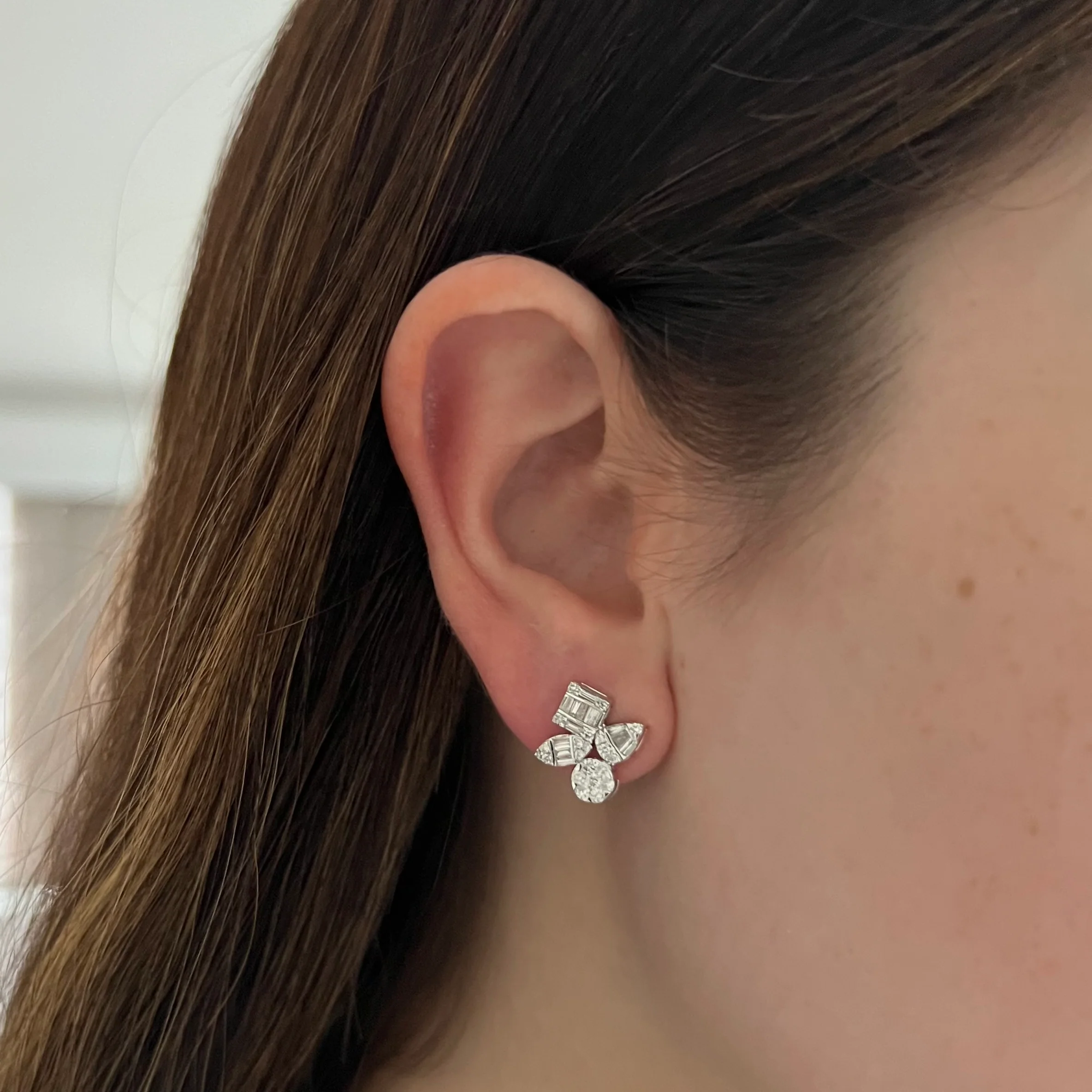 14K GOLD DIAMOND LARGE TALIA STUDS
