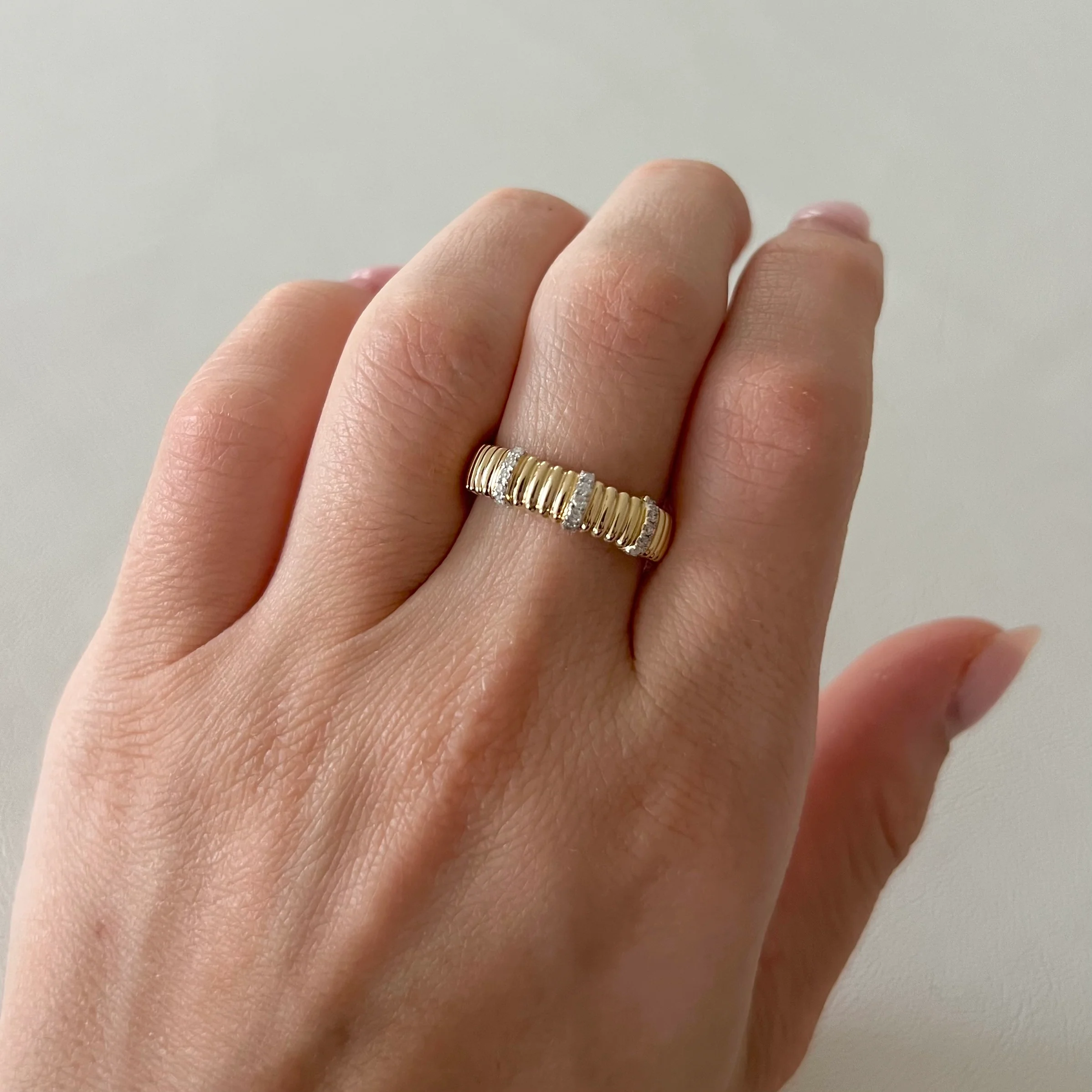 14K GOLD DIAMOND LENI RING - Image 3
