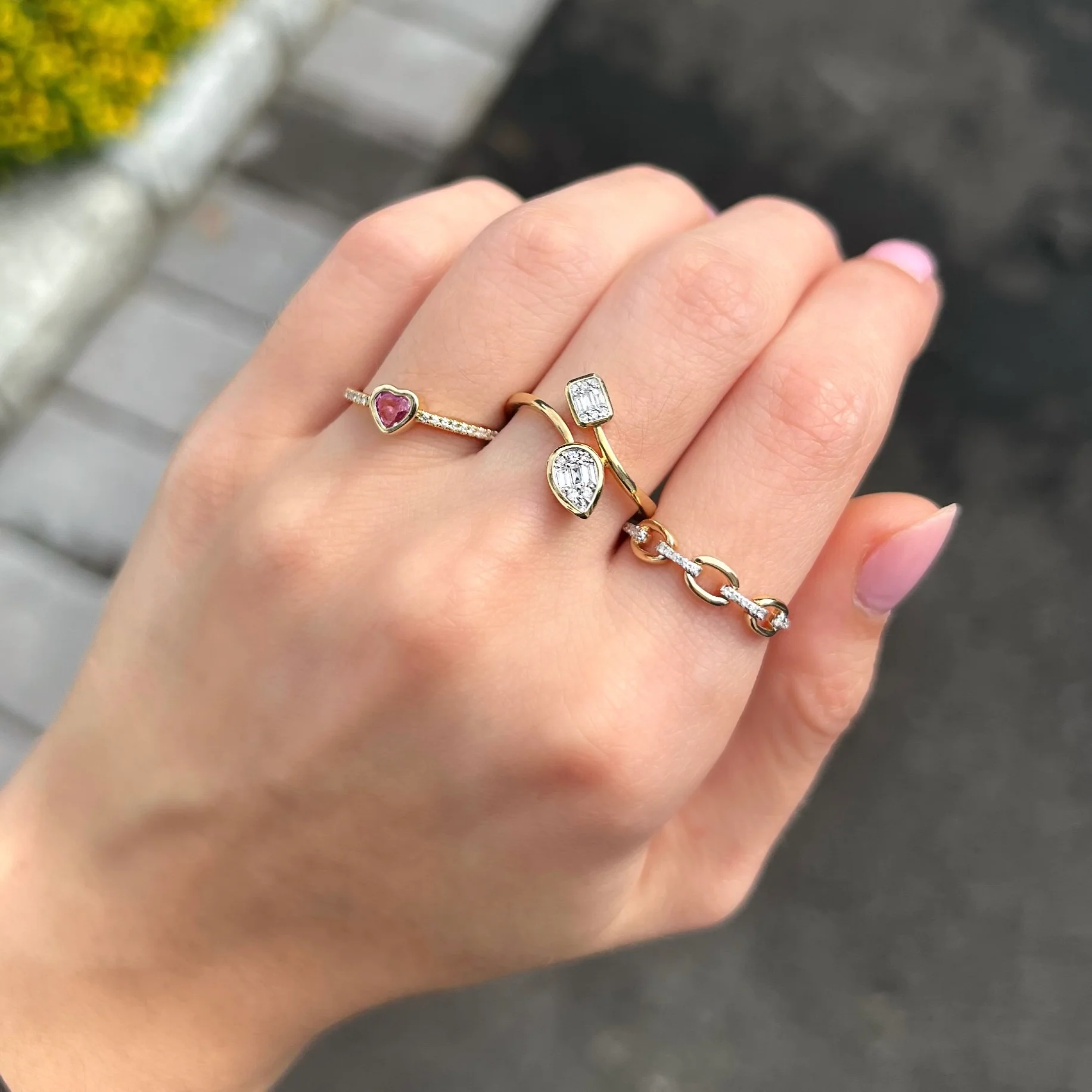 14K GOLD DIAMOND LUNA RING - Image 5