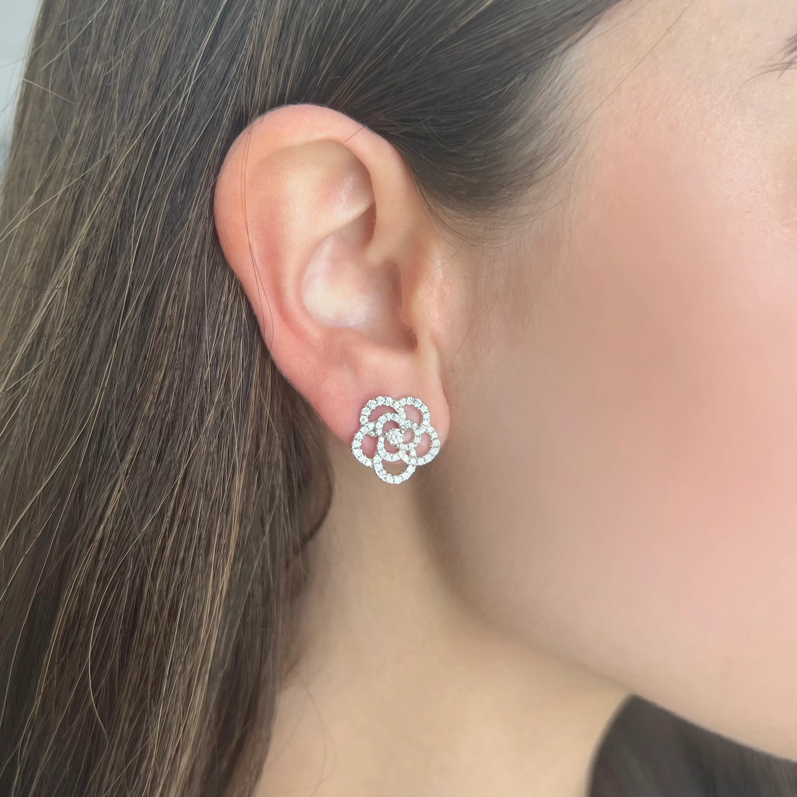 14K GOLD DIAMOND MAIA FLOWER STUDS - Image 2