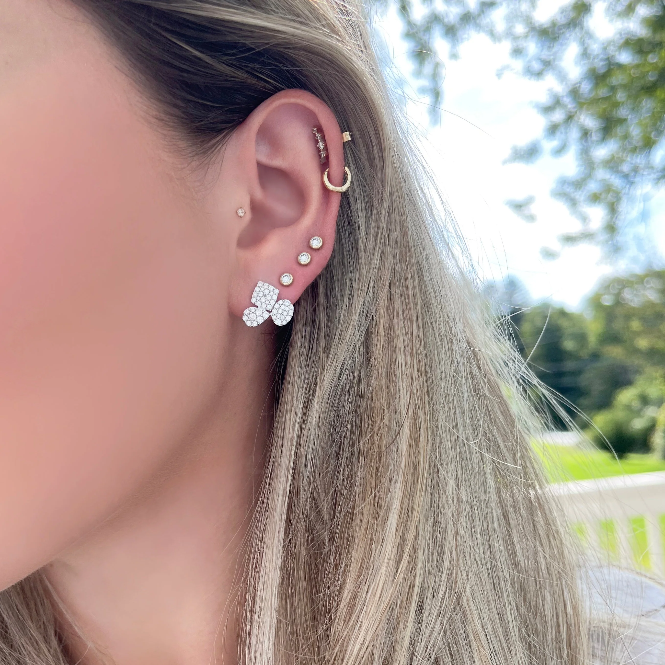 14K GOLD DIAMOND MARTHA STUDS - Image 2