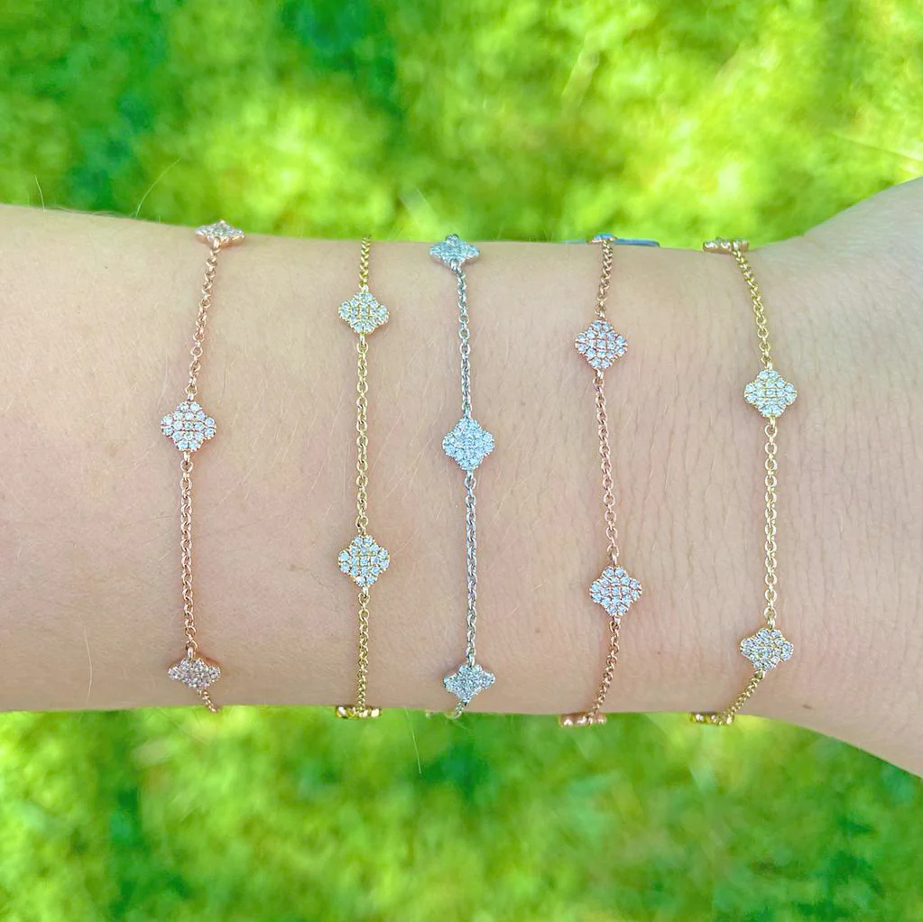 14K GOLD DIAMOND MINI CLOVER BRACELET - Image 2