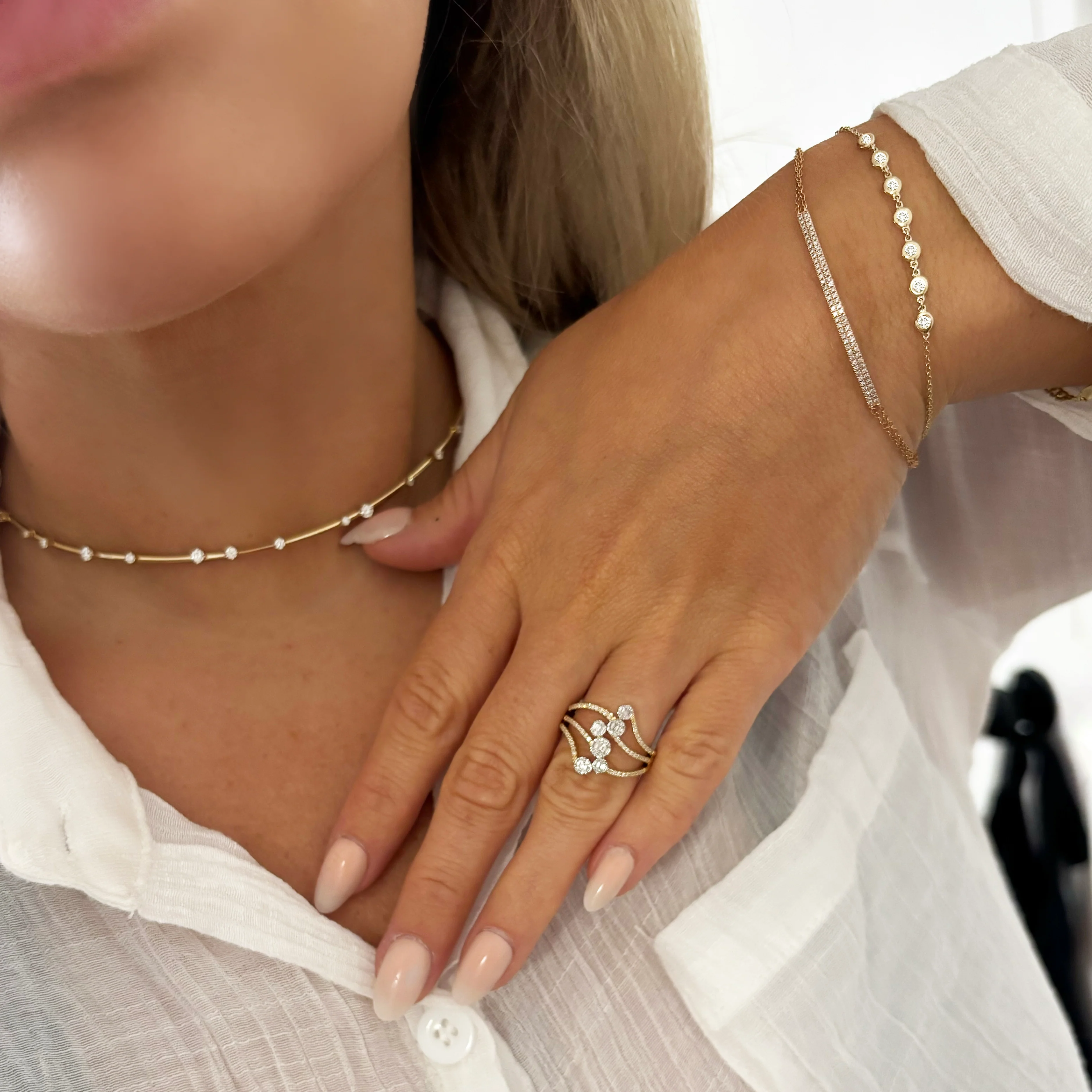 14K GOLD DIAMOND NICKY RING - Image 3