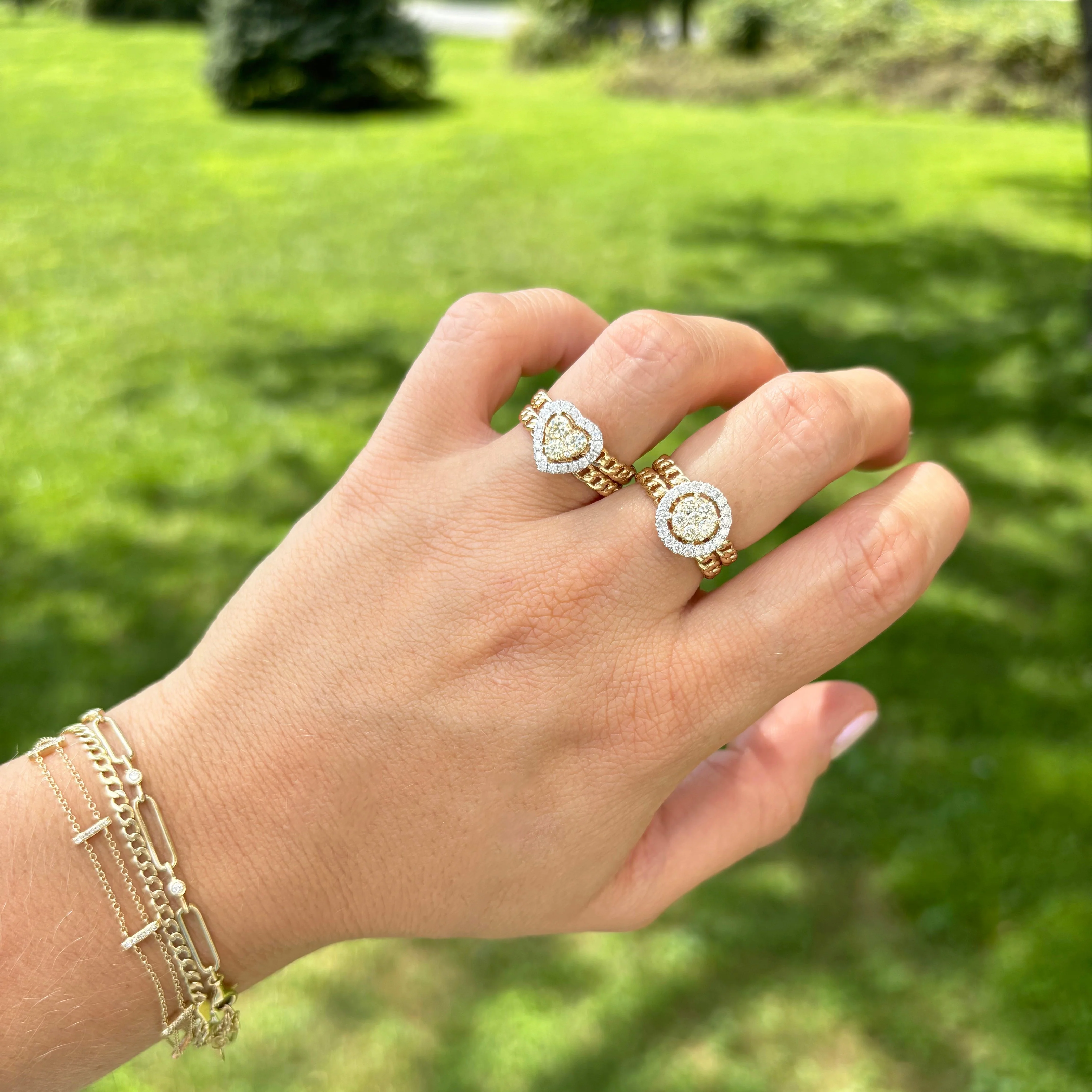 14K GOLD DIAMOND NICOLE CIRCLE RING - Image 2