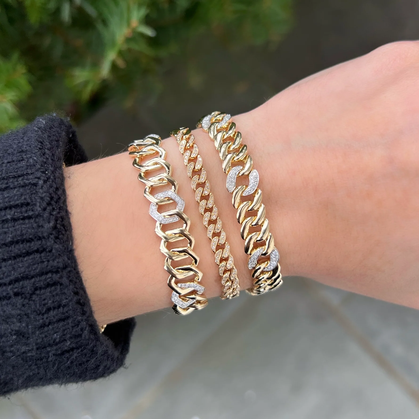 14K GOLD DIAMOND NIKKI BRACELET - Image 2