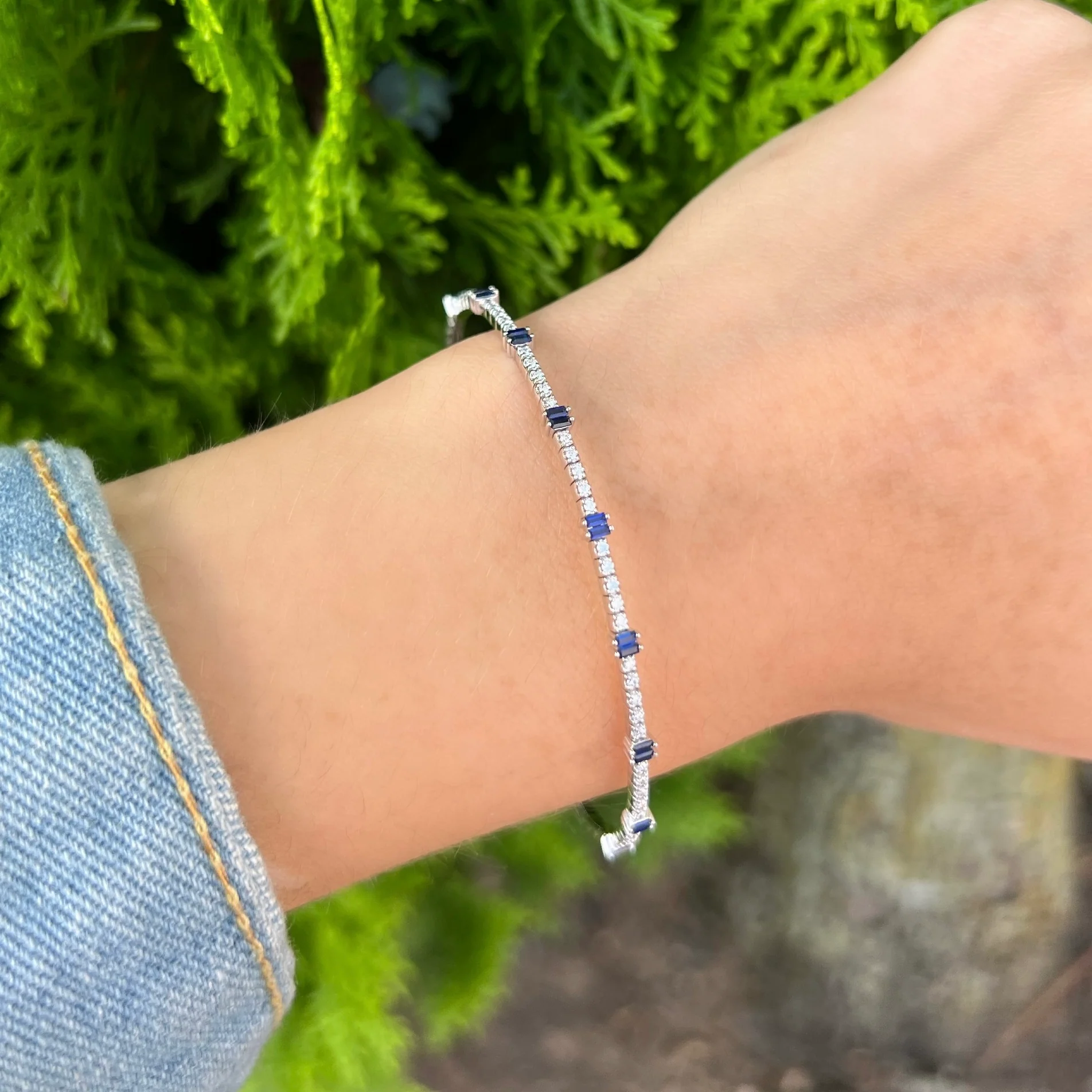 14K GOLD DIAMOND SAPPHIRE KAIA FLEX BANGLE - Image 2
