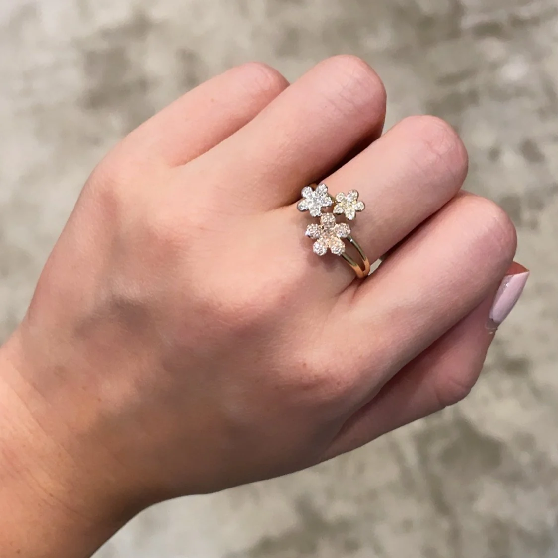 14K GOLD DIAMOND TRI-COLOR SIENNA FLOWER RING - Image 3