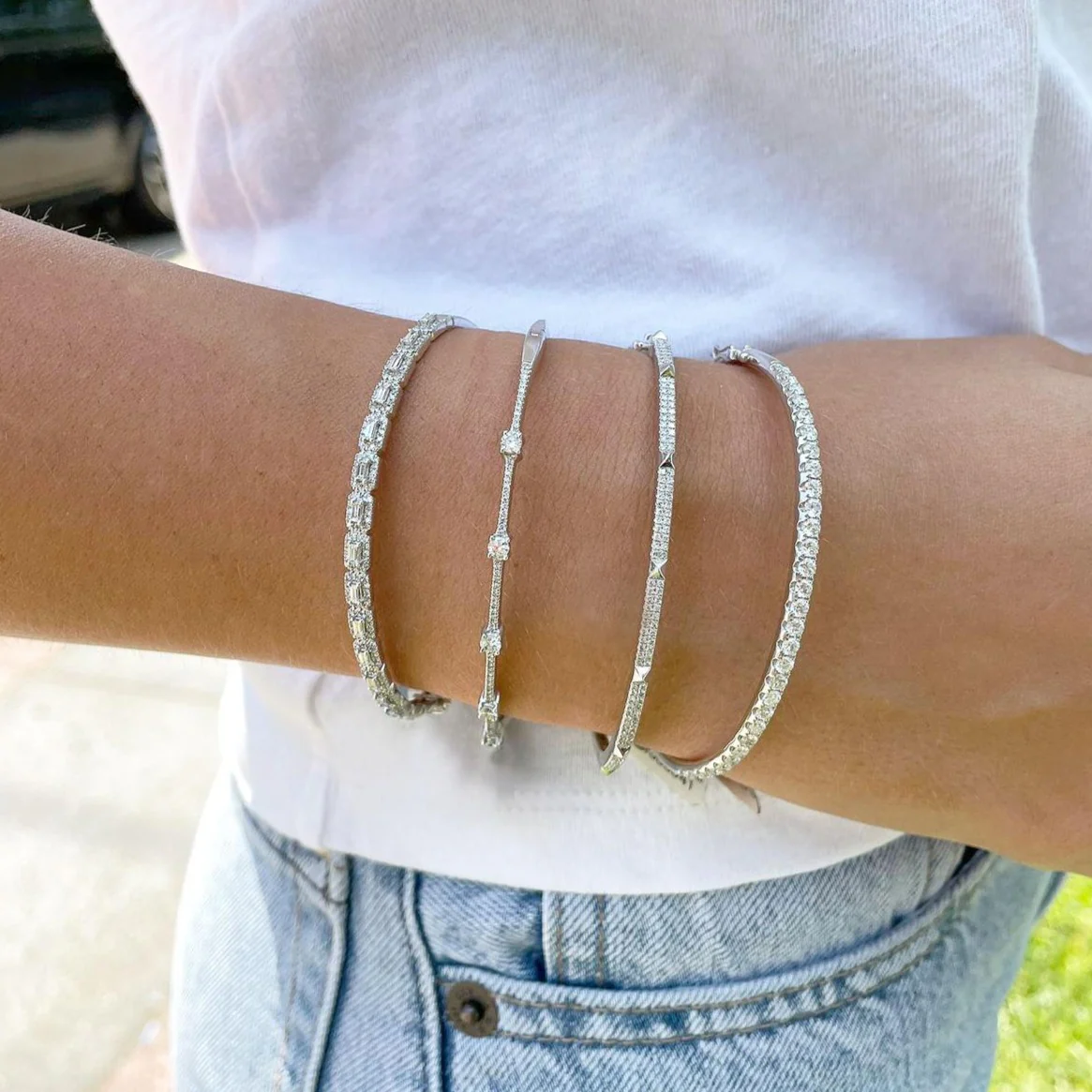 14K GOLD DIAMOND MINI SAMMY SPIKE BANGLE - Image 5