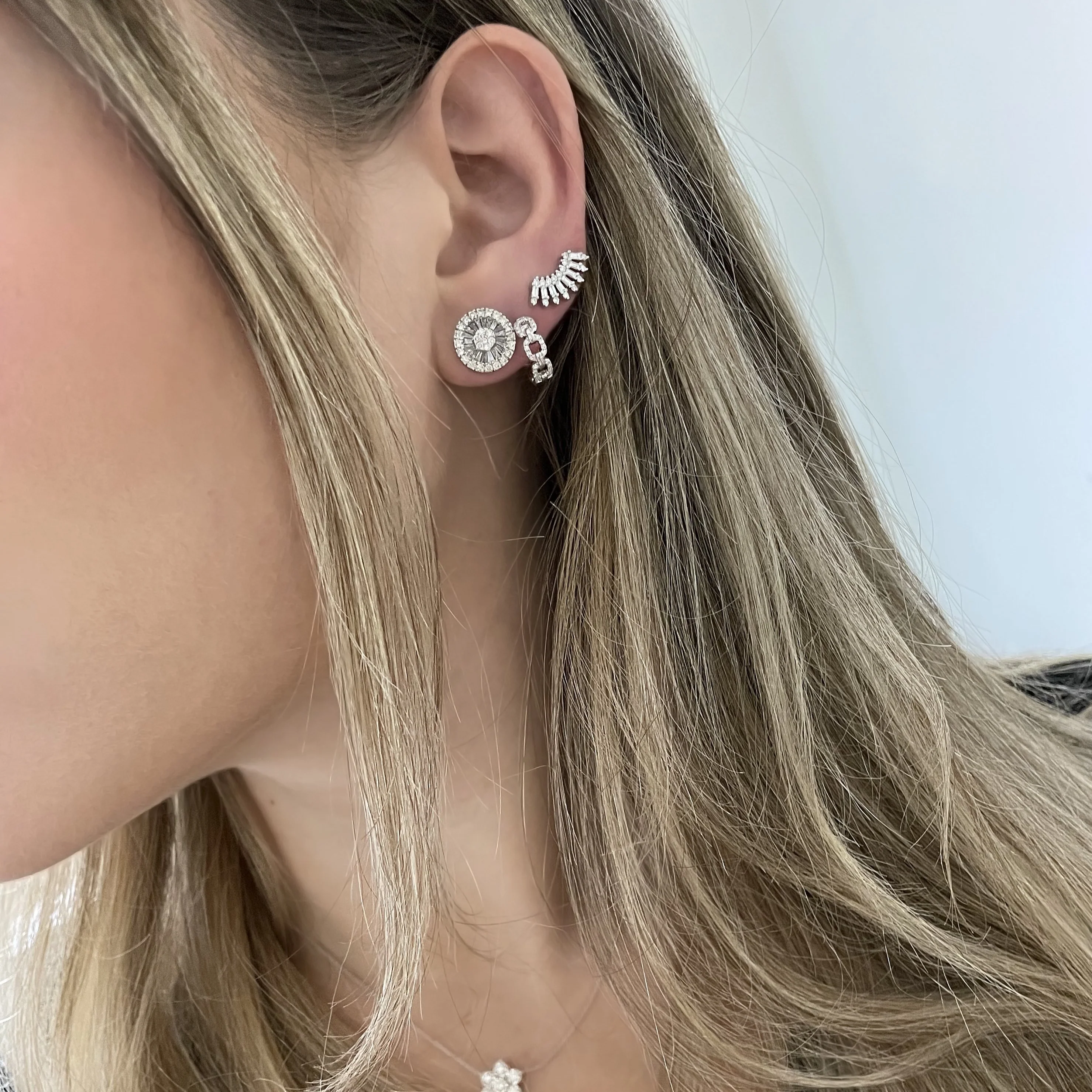 14K GOLD DIAMOND TAYLOR STUDS - Image 2