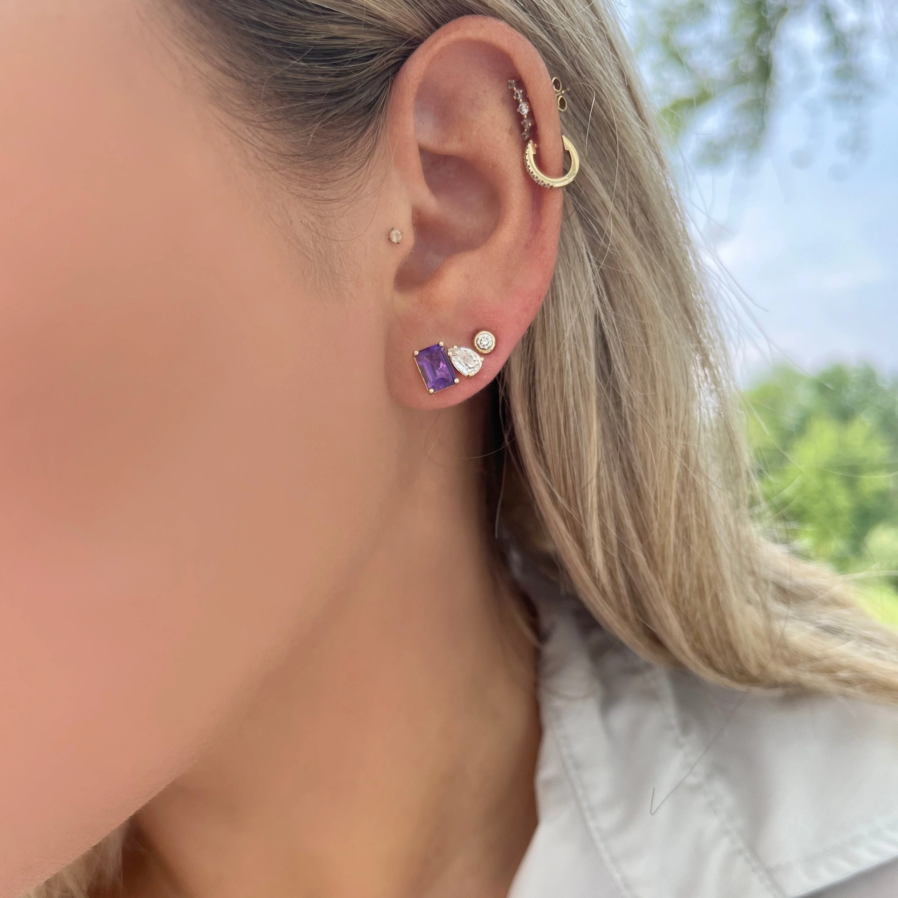 14K GOLD WHITE TOPAZ AND AMETHYST CHARLOTTE STUDS - Image 2