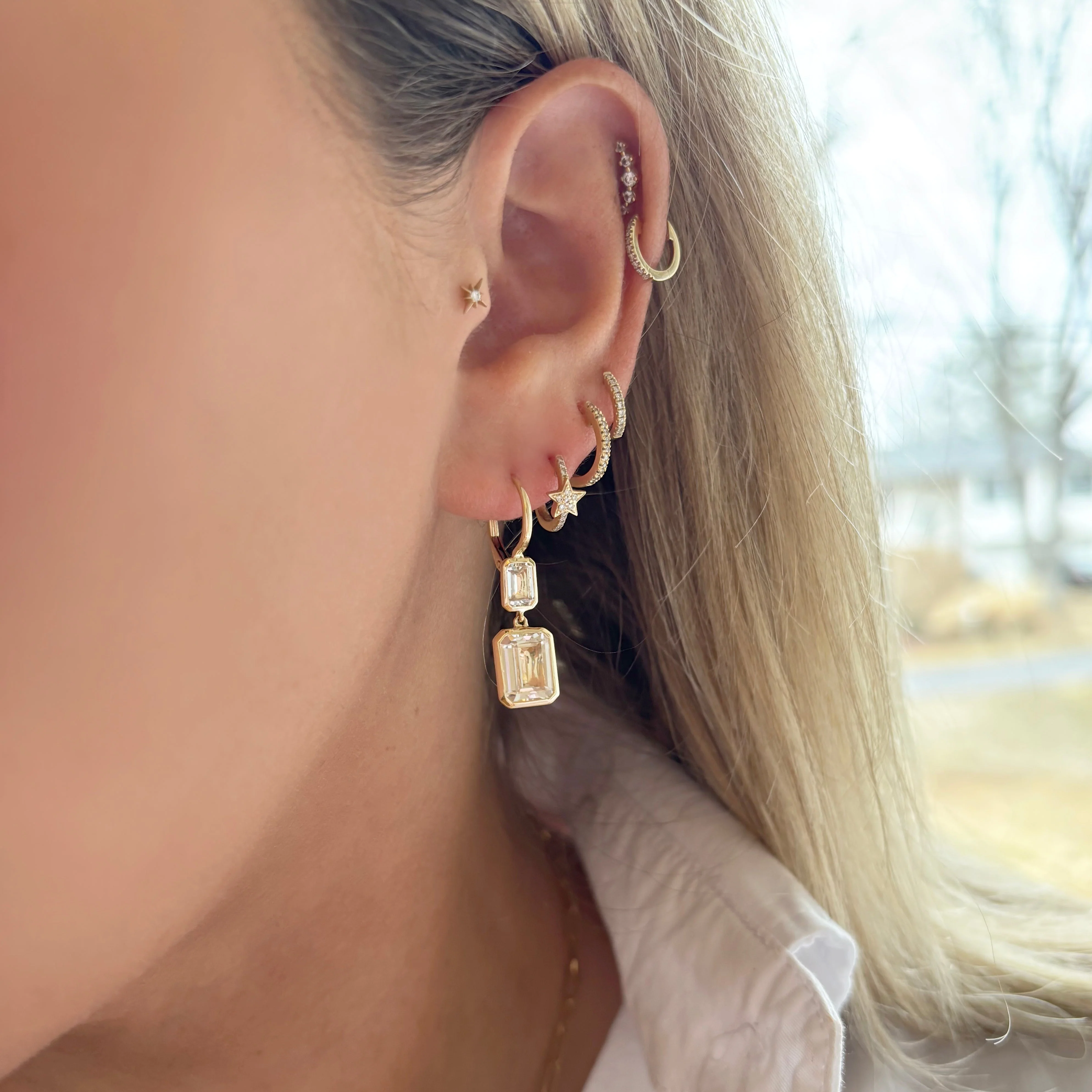 14K GOLD WHITE TOPAZ SAGE EARRINGS - Image 2