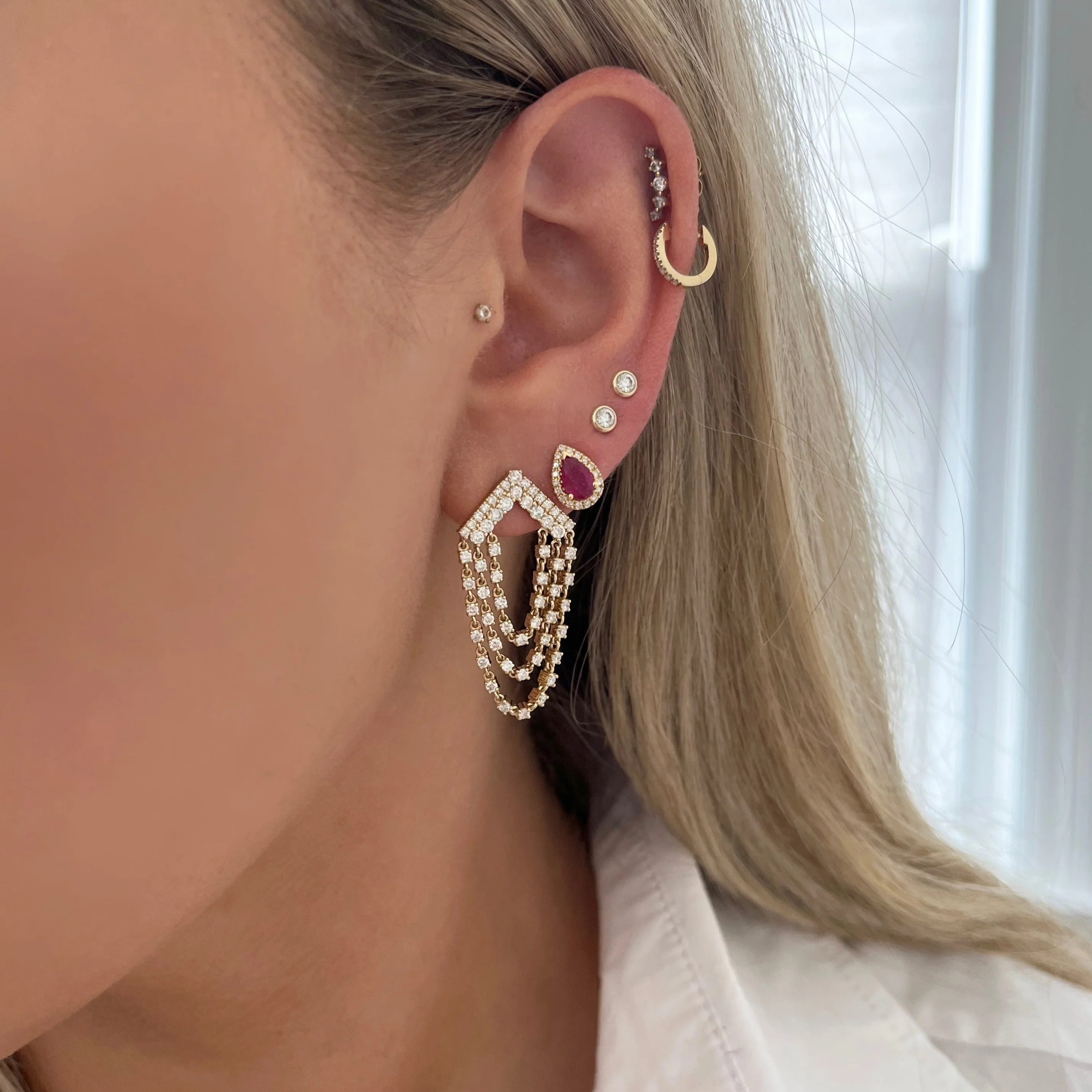 18K GOLD DIAMOND RUBY FRAN STUDS - Image 4